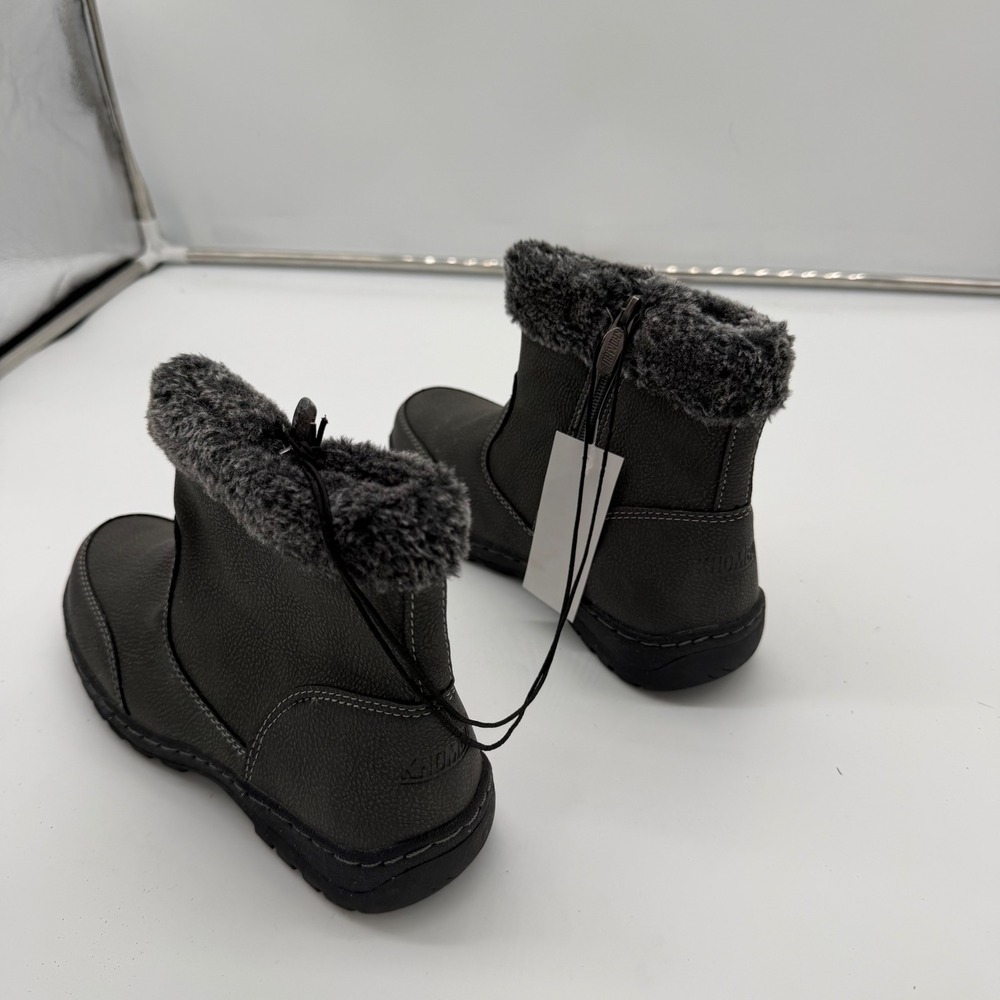Khombu Addison Grey Faux Fur Trim Winter Ankle Boots Womens Size 7 1624858 NEW - Picture 2 of 8